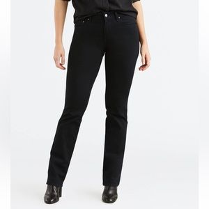 Levi’s 505 straight leg jean in black